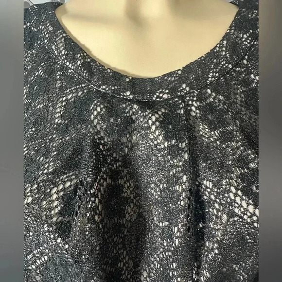 Marc by Marc Jacobs Women’s Black Floral Lace Top with Bow - Picture 8 of 12